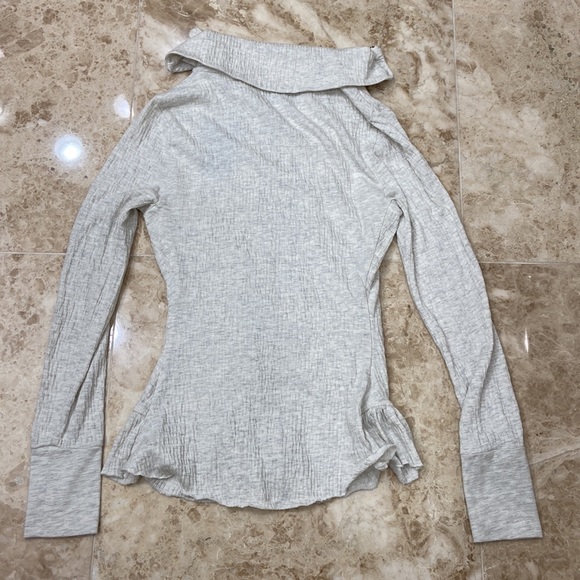 Anthropologie Eloise Ruched Zip Up Blouse. Grey. Size small. NWT - Picture 8 of 10